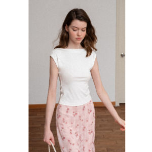 Boat Neck Slim Fit Elbow Sleeve T-Shirt