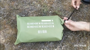 Picnic Waterproof Beach Mat Camping Mat Folding Pocket Blanket Lightweight Tarp Pad Waterproof Moisture -proof Camping Mats