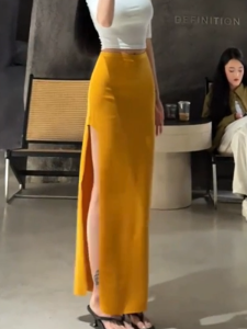 MANMI | Chân Váy Xẻ Dọc Draping Ép Dáng Cao Waisted Màu Vàng Phong Cách Pháp