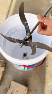 ครัวเรือนเลี้ยงไก่เป็ดหมูคนงานทำมือเครื่องตัดหญ้าเครื่องตัดหญ้าเครื่องตัดผักเฉพาะชุดใบมีด ตะแกรงกวาดหญ้า เครื่องตัดหญ้า โครงเกี่ยวข้าวพร้อมใบวงเดือน