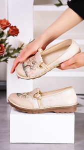 SEPATU WANITA SNEAKERS OLAHRAGA KASUAL KEKINIAN G-x21-1778
