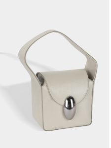 NNO Niche Style Brand Chain Shoulder Messenger Handbag White Tofu Small Square Bag Lost Romance Same Style 1810