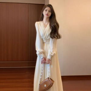 CHANGTONG | Unique V-Neck Fitted Long Fairy Dress