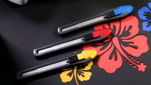 Elephant คัตเตอร์ มีดคัตเตอร์ รุ่น P-901A 9 มม. จํานวน 1 อัน