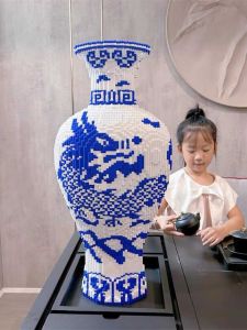 Blue And White Porcelain Trendy Building Blocks Summer Holiday Gift for Boys And Girls Living Room Decoration Toy Puzzle Assembly