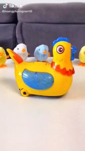 Đồ chơi gà đẻ trứng vịt đẻ trứng ngỗng chạy pin có nhạc đèn vui nhộn cho bé
