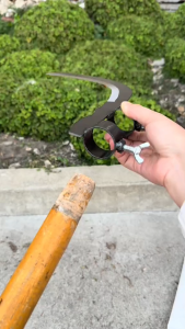 มีดตัดหมาก มีดตัดหญ้า เคียวตัดแต่งกิ่ง วัสดุเหล็กแมงกานีส ปรับความยาวได้ เหมาะสำหรับเก็บผลไม้ในที่สูง ไม่ต้องปีนป่าย