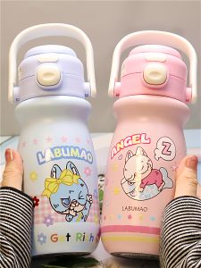 ถ้วยสูบด้านบนแบบมีด้ามจับสำหรับเด็กและเยาวชน ถ้วยน้ำร้อนและเย็นแบบพกพาพร้อมที่จับด้านบนแบบดื่มได้สองทางสำหรับนักเรียนหญิง