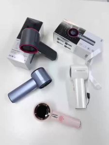 Quạt Cầm Tay GS1 Turbo Có Màn Hình Kỹ Thuật Số Sạc Được Mini Mạnh Mẽ Với 100 Tốc Độ Gió Dùng Cho Ngoài Trời