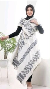 Dress Ivory Tenun Atasan Wanita