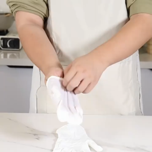 ถุงมือไนไตรสีขาว ไม่มีแป้ง 100 ชิ้น/แพ็ก แบบใช้แล้วทิ้ง มาตรฐานFood Grade