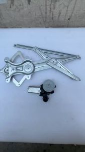 Bộ compa + mô tơ nâng hạ kính cửa trước bênphụ/ lơ Toyota Altis 2003-2007