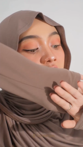 PASHMINA KAOS PASHMINA KAOS RAYON PREMIUM HIJAB PASHMINA KAOS RAYON PASHMINA KAOS RAYON SUPER