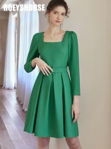 Đầm xòe cổ vuông tay dài thanh lịch cho nữ