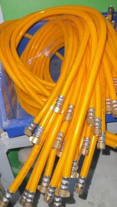 สายพ่นยา767 สีเหลือง หนา5ชั้น/3ชั้น ทนแรงดันได้ดี ยาว1.2เมตร ใช้ได้กับเครื่องพ่นยา 767 อะไหล่ตรงรุ่นใช้ได้ทุกยี่ห้อ พร้อมส่ง