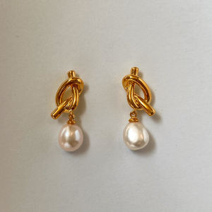 CAFFTI | Custom Luxury Freshwater Pearl Earrings
