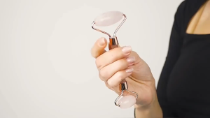 Facial Massage Roller Jade Roller Gua Sha Set -Facial Massage Jade Roller Face Neck Body Facial Guasha Board Massager Anti Wrinkle Face Body Head Neck