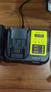 Electric Goddess Lithium Battery Charger With LED Display For Dewalt 20V Battery Pin 10.8V 14.4V 20V Battery Charger
