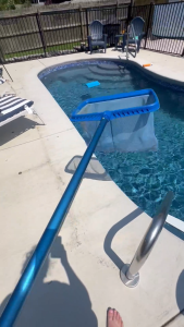 Swimming Pool Leaf Skimmer Net / Leaf Rake Cleaning Tool / Larger Capacity Pool Net / Reinforced Frame Rake Net