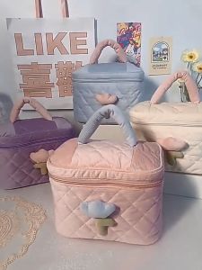 O-KAY Tulips Flower Cosmetic Bag Cute Cartoon Pattern Large Capacity Portable Travel Wash Make Up Storage Bag