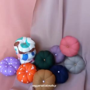 Bantalan Jarum Pentul Pin Cushion Hijab Polos Motif Bunga Dakron Empuk Awet Tahan Lama Berkualitas