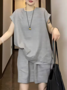 UYFY | ชุดสองชิ้นแขนสั้นหลวมๆ สำหรับผู้หญิงในช่วงฤดูร้อนปี 2024 ชุดกางเกงขาสั้นหลวมๆ สไตล์เกาหลี คอกลม แขนสั้น แฟชั่น