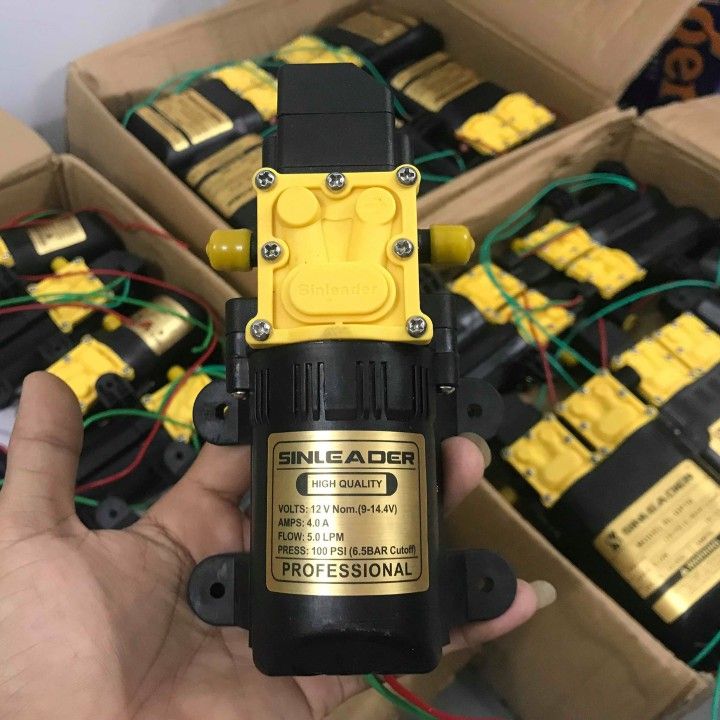 Máy bơm tăng áp mini 12v tự ngắt Sinleader phun thuoc, tưới cây, phun ...