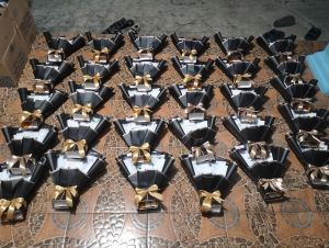 Buket Uang Isi 1015 20 Lembar kosong free kartu ucapan packing kardus