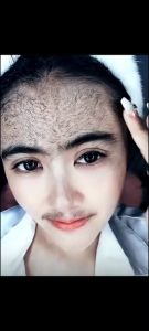 Hair Growth Tonic with Shouwu Extract 100ml Nourishing & Darkening Essence Spray for Hair Care and Nutrition