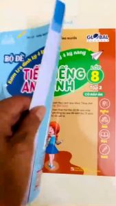 Sách - GLOBAL SUCCESS - Bộ đề kiểm tra định kỳ 4 kỹ năng tiếng anh lớp 8 tập 2 (có đáp án) - MT