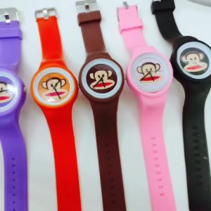 Jam tangan Fashion Anak-anak tali karet/silicon analog bulat