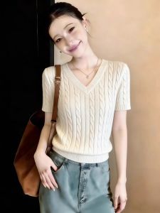 Slimming Design V-Neck Short Sleeve Icily Top