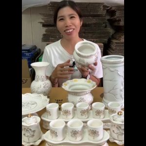 Chung Bi họa tiết Bạch Ngọc