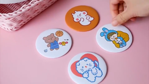 Cermin Bulat Karakter Kaca Cermin Make Up Mini Kaca Travelling Motif Lucu Kaca Mini Travel Size Barang Unik Murah -REX-MART (BAYAR DITEMPAT/COD)