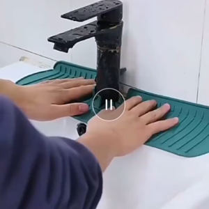 Kitchen Faucet Splash Guard Silicone Drain Pad Slope Design Anti Splash Drying Mat Anti Percikan Tray