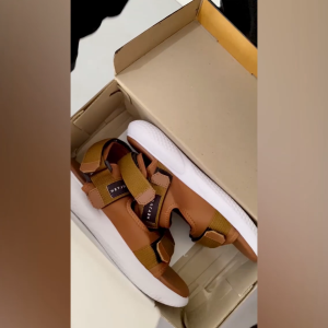 Heyjude Golden Leaf 02 Sandal Casual Pria & Wanita