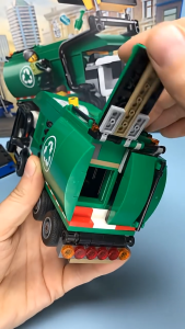 [BrickStory] LEGO City Recycling Truck (60495)(434 Pieces)