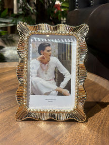 รูปภาพขนาด 6 นิ้ว 7 นิ้ว รูปภาพโลหะหรูหรา ตกแต่งโต๊ะ เรียบหรู รูปภาพแต่งงานพร้อมพิมพ์ ของขวัญ