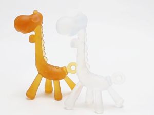 LAKOE 3In1 Teether Bayi Silikon Mainan Gigitan Bayi Bentuk Jerapah Bpa Free Kotak
