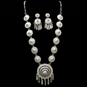 สร้อยคอยาวจี้สไตล์ชนเผ่าแนววินเทจของแท้แบบใหม่ต่างหูชนเผ่าไตประเทศไทยเครื่องประดับแบบห้อยสำหรับกิจกรรมการแสดง