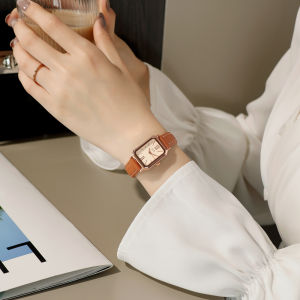 FUGUIJIAREN | Luxurious Niche Elegant Small Fashionable Womens Watch