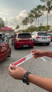 CranberryCulture car sticker red and white reflection design