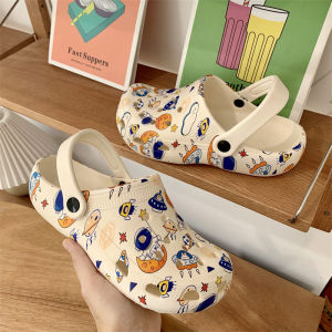 Casual Breathable Womens Clog Shoes Summer Autumn Outdoor Beach Walking Slip Resistant Flat Heel Cartoon Pattern PVC Material