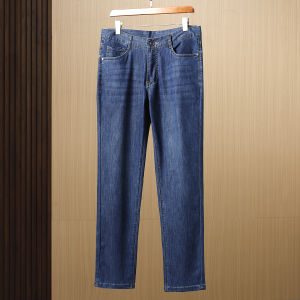 กางเกงยีนส์ทรงหลวมผ้าน้ำหนักเบาบางสำหรับผู้ชาย ทรงหลวม ทรงตรง ทรงหลวม กางเกงขายาวลำลอง ผ้าไหม ฤดูร้อน ระบายอากาศได้ดี ยืดหยุ่น