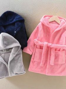 Kids Autumn and Winter Pajamas Flannel Thickened Boys and Girls Heattech Bathrobe Nightgown Anti-Kicking Blanket Hooded Coral Fleece Home