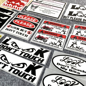 2 miếng dán sửa đổi Jdm đuôi cửa sổ hình tam giác xe hơi sáng tạo cá nhân cảnh báo hoạt hình miếng dán xe máy điện