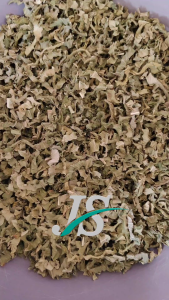 Daun Kunyit iris Kering 50gram / Daun Kunyit Kuning