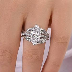 Huitan Gorgeous Women 2Pcs/Set Ring Inlaid Brilliant Marquise CZ Fashion Accessories for Lady Wedding Party Versatile Jewelry