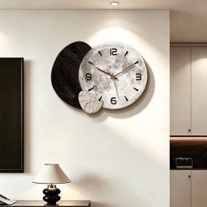 Minimalist Creative Luxury Wall Clock