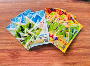 (combo 3 dưỡng hot+3 dưỡng lông) Cám dưỡng hot  cám dưỡng lông Lê Thịnh dành cho chim hút mật gói 100gr